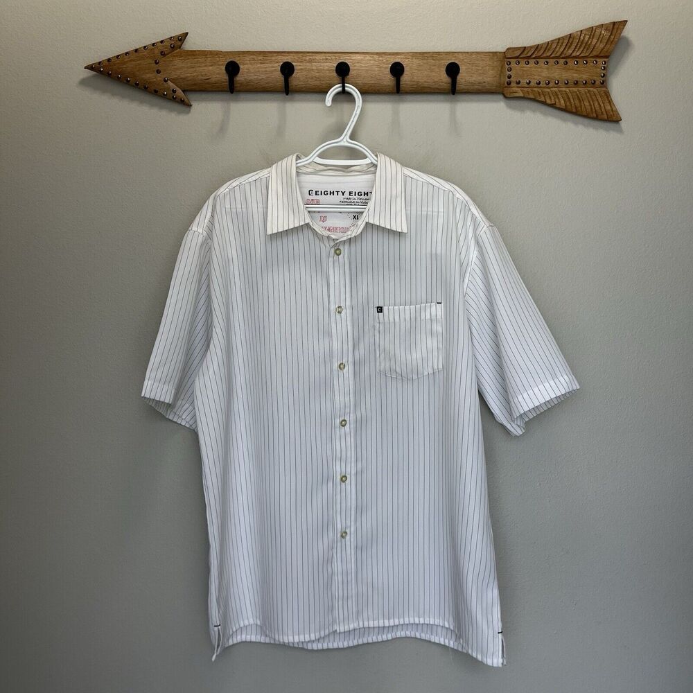 Eighty Eight | Short Sleeve Button Shirt Men’s XL White Vintage Polyester
